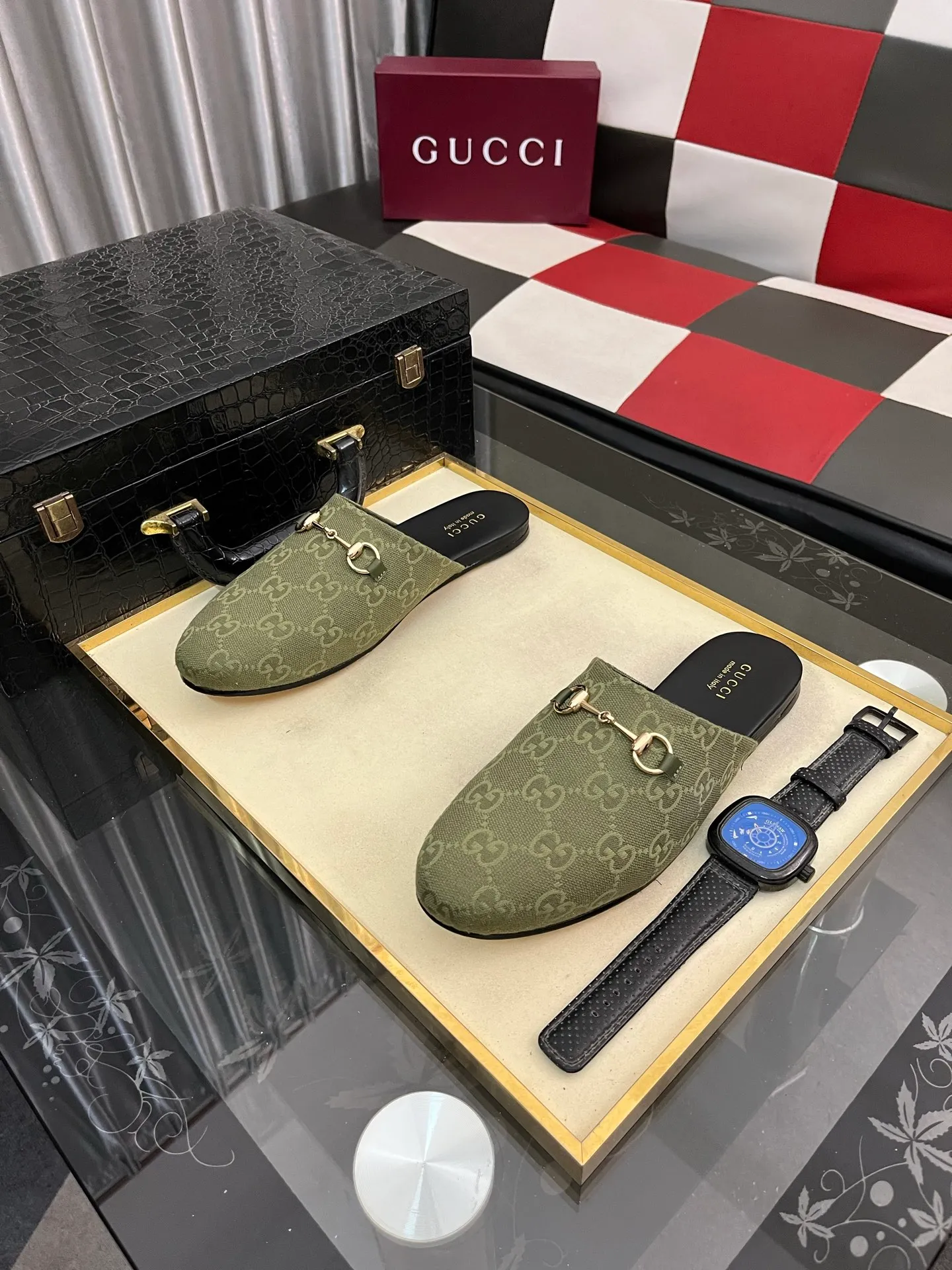 Men's shoes 💰480⌚️⌚️[Gucci] 2024 new season half-slip men's shoes, made of Italian imported first-layer frosted cowhide➕sheepskin lining, original hardware buckle, original combination wear-resistant outsole, real shot 🎬 Very comfortable on the feet, size 36-44